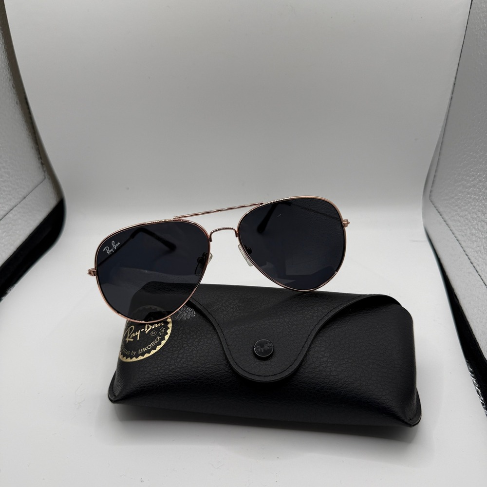 Ray-Ban Aviator Sunglasses Rose Gold Metal Frame Dark Lenses Made in Italy